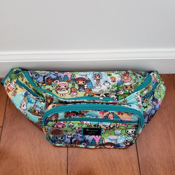 Jujube x Tokidoki Be Sporty - Hipster Fanny Pack - Picture 4 of 13